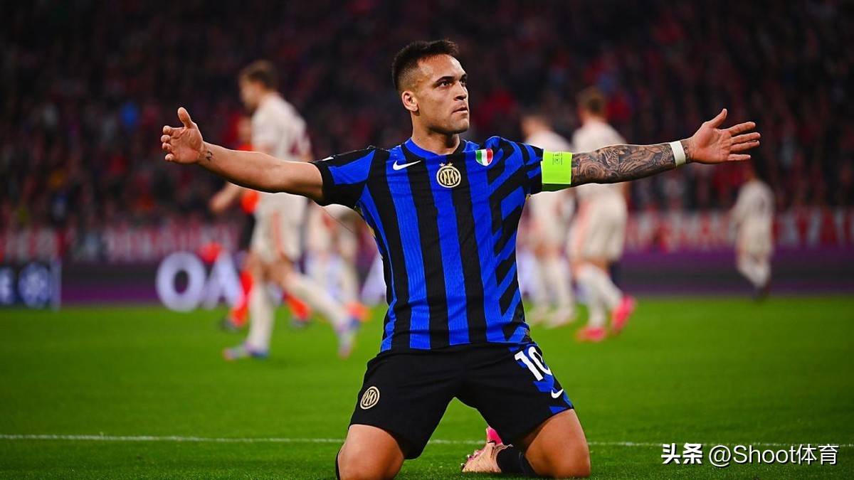 尊龙凯时-摩纳哥足球队备战对战马赛，争取三分