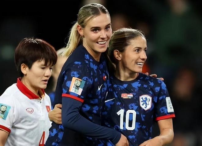 尊龙凯时-荷兰女足队创造历史，首次晋级世界杯四强