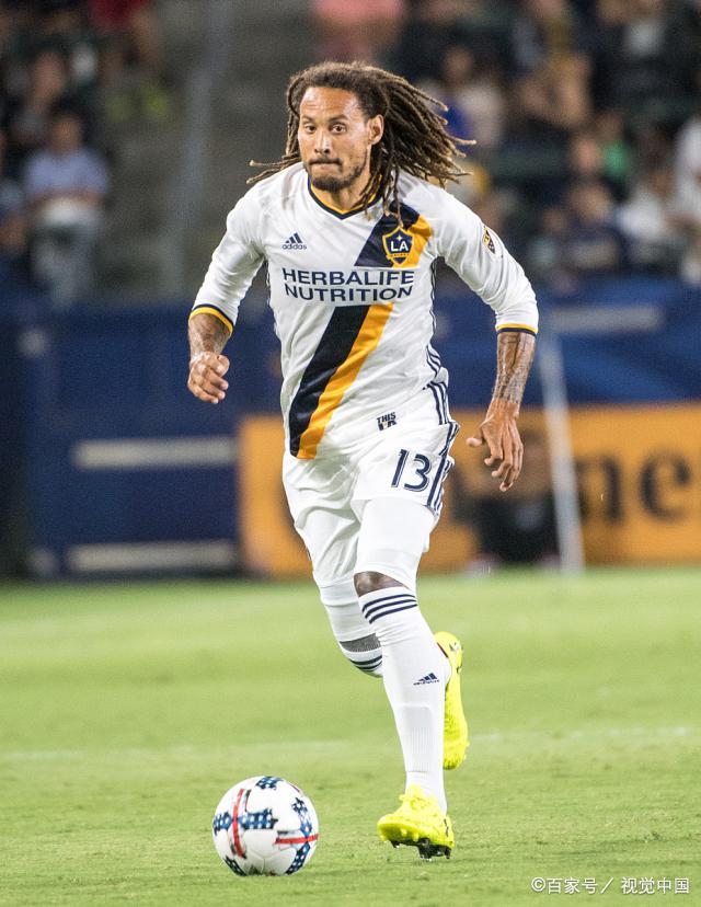 尊龙凯时-美国足球最强对决：洛杉矶银河与西雅图海湾风暂平