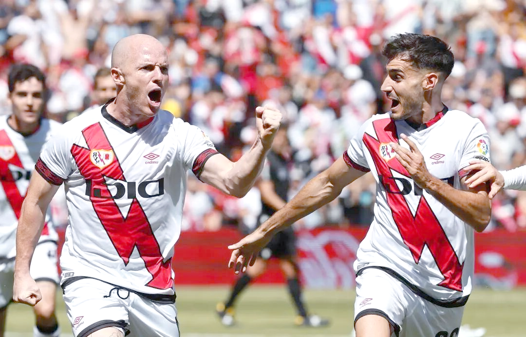 尊龙凯时-包含巴列卡诺客场不敌格拉纳达，遭遇失利的词条